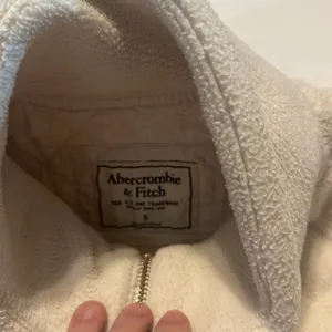abercrombie & fitch full zip fleece sweater vest white cream women’s small y2k thumbnail 2