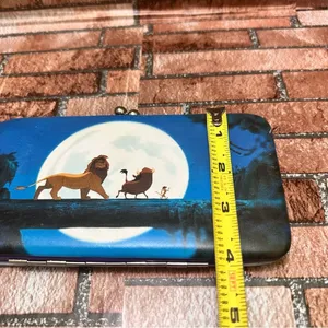 Disney Women’s Lion King Themed Wallet thumbnail 8