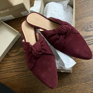 Madewell Remi Bow Mule; Suede Pinot Noir flats with bow thumbnail 3