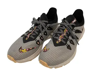 Nike Quest Running Shoes Womens 11‎ Grey Floral BQ9267-100 Sporty Mesh Sneakers thumbnail 1
