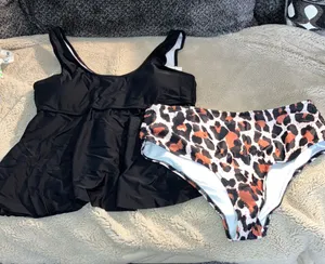 NWT Beachsissi Ruffle Hem Tankini Set, XL thumbnail 1