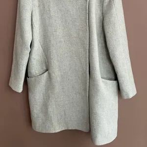 Zara Basic Collarless Wool Peacoat in Mint Size Medium‎ thumbnail 2
