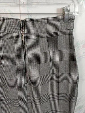 H&M Houndstooth Skirt thumbnail 5
