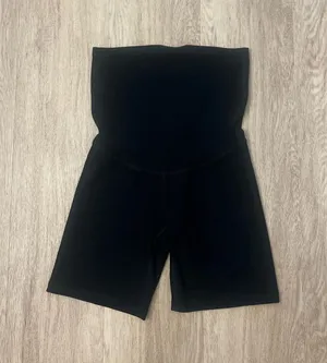 beyond yoga biker shorts thumbnail 1
