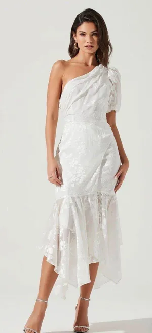 ASTR the Label Revolve Santorini White Lace Bridal Dress thumbnail 1