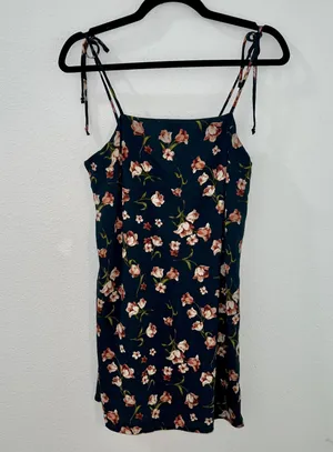 Dee Elly Tie Strap Floral Dress thumbnail 1