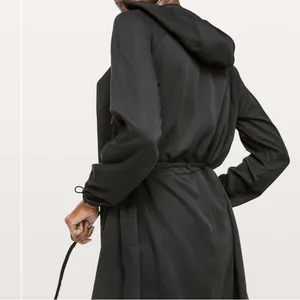 Lululemon City Stroll Lightweight Long Jacket Trench Coat in Black W2299 Sz 6 thumbnail 4