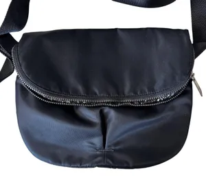 Lululemon Womens Black Lightweight Slim Nylon Crossbody Belt Bag NWOT thumbnail 3