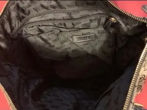 Michael Kors 100% Authentic Tote! thumbnail 4