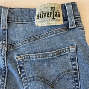 Levi's SilverTab Mom Jeans W28 L27 High Rise Tapered 90s Revival thumbnail 9
