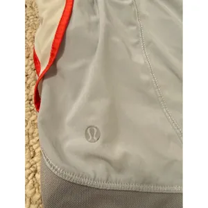 Lululemon Super Squad Short 4 Silver Fox Angel Wing Black Coral 3" Running thumbnail 7