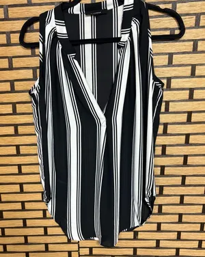 Olivaceous‎ Black And White Stripe Tank Top Size Small thumbnail 1