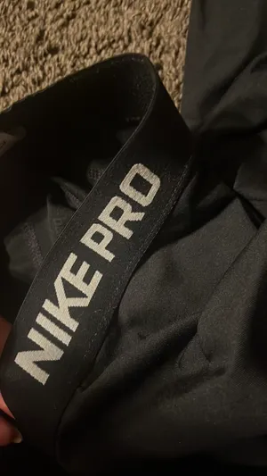 Pro Capri Leggings thumbnail 7