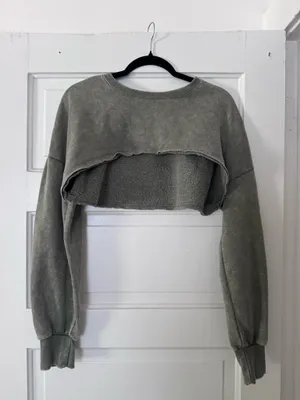 Buckle Gilded Intent Bolero Sweatshirt thumbnail 2