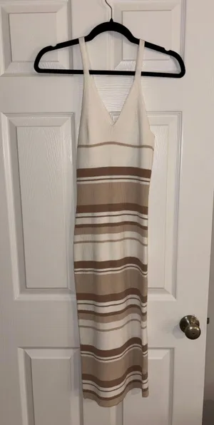 Willow & Wind Midi Sweater Dress Tan Size XS thumbnail 1