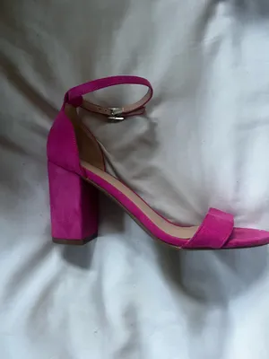 Pink Heels Size 8 thumbnail 2