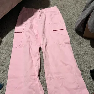Zara bubblegum pink cargo jeans‎ 6 thumbnail 2
