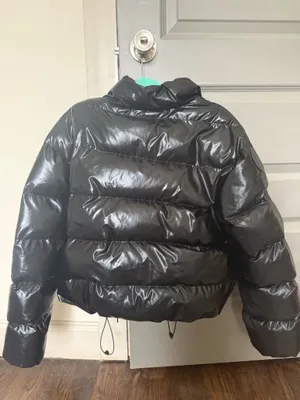 Fabletics Black Puffer Jacket thumbnail 2