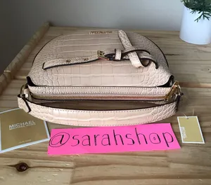 Michael Kors Purse thumbnail 4
