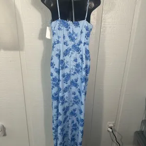 Chelsea 28 Blue Floral Spaghetti Strap Midi Dress Size Small NWOT thumbnail 8