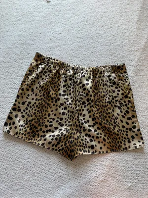 Victoria's Secret Leopard Print Satin Pajama Set VINTAGE Y2K XS thumbnail 4