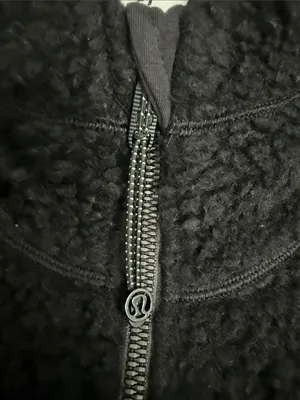 lululemon athletica Scuba Oversized Sherpa Hoodie - Half Zipped M/L thumbnail 2