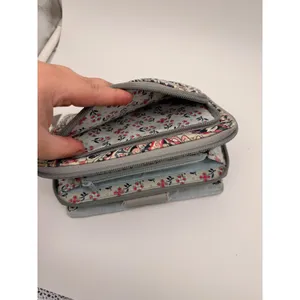 Vera Bradley All‎ In One Crossbody Wallet Womens OS Grey Pink Paisley RFID thumbnail 4