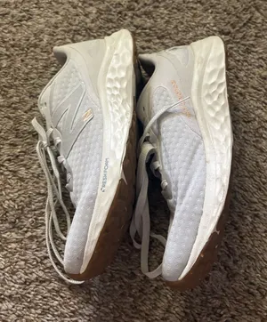 Women’s New Balance Shoes thumbnail 1