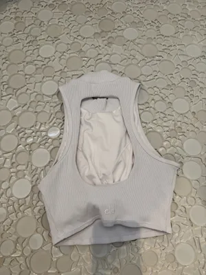 Alo Yoga Tank Top thumbnail 2
