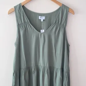 True Craft Green Swing Dress Sleeveless size large thumbnail 2