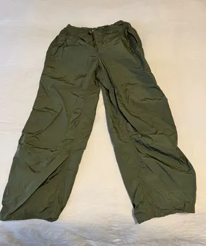 Aritzia Women’s Green Track Pants  thumbnail 1