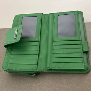Dockers Bright Green Snap-Closure Continental Wallet LEATHER thumbnail 3