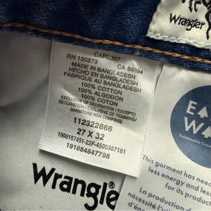 NWT Wrangler Bonnie 683 Loose Flare Jeans Women’s Size 27 32” Inseam Medium Wash thumbnail 14