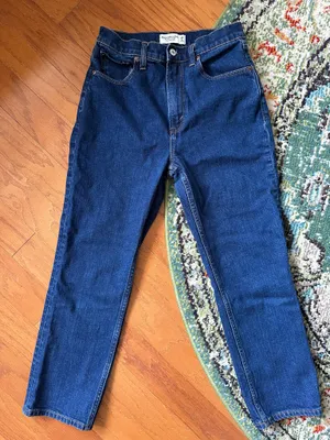Abercrombie & Fitch Ultra High Waisted Ankle Jeans 27 Curve Love thumbnail 1