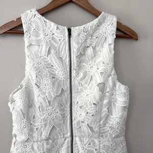 ASTR The Label Tenured Floral Lace Dress‎ Mini Size L White thumbnail 12