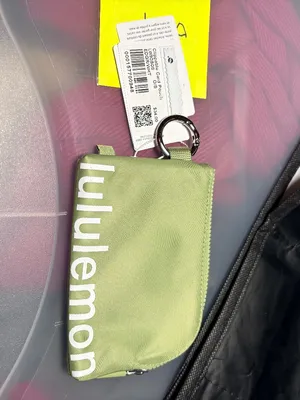 Lululemon Clippable Card Pouch Rare Color that is sold out: Edgewood Green New thumbnail 1