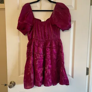 Heart & Heels fuchsia shocked mini dress with a sweetheart neckline size medium thumbnail 12