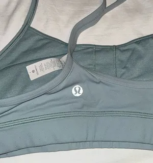 lululemon sports bra thumbnail 3
