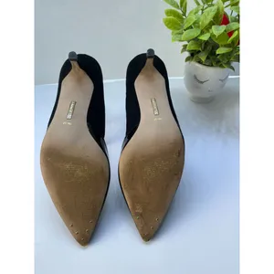 Louise et cie, women'S Black Leather pump Stilettos In size 7 thumbnail 4