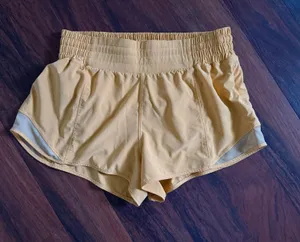 Lululemon Shorts thumbnail 1