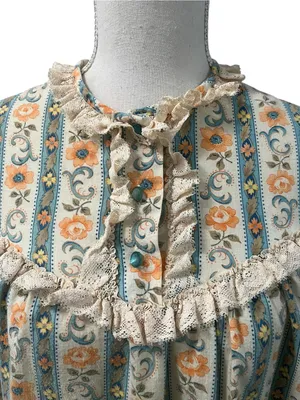 Vintage Sears Floral Nightgown 1970s Lace Trim Granny core Cottage Core 32/34 thumbnail 5