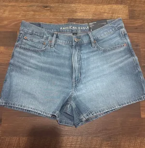 New with tags American eagle shorts  thumbnail 2