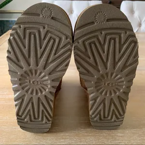 Ugg Australia Classic Brown Boots thumbnail 13