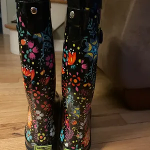 Western Chief Floral Rain Boots thumbnail 2