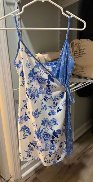 Urban outfitters dress XS thumbnail 1