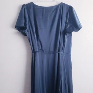 Baltic Born Krystal Satin Wrap Gown Short Sleeve New Without Tags thumbnail 9
