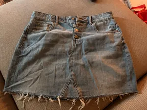 Old navy denim skirt  thumbnail 1