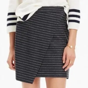 MADEWELL Wool Gray‎ Striped Mini Skirt Academia Collegiate Faux Wrap Size 4 thumbnail 1