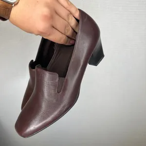 Naturalizer Womens 8W Brown Leather Square Toe Block Heel Loafer Pumps thumbnail 3