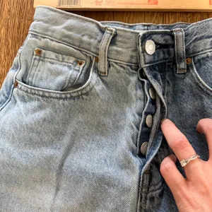 PacSun Two Tone Denim Dad Jeans High Waisted Button‎ Fly Raw Hem Size 24 Grunge thumbnail 7